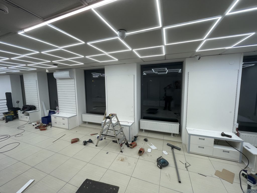 Crystal Nails J&oacute;zsef krt. &uuml;zlet berendez&eacute;se 11