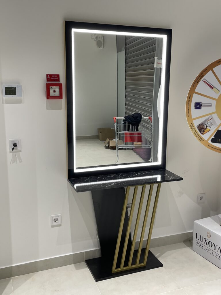 Luxoya Westend &Uuml;zletberendez&eacute;s - Referencia 10