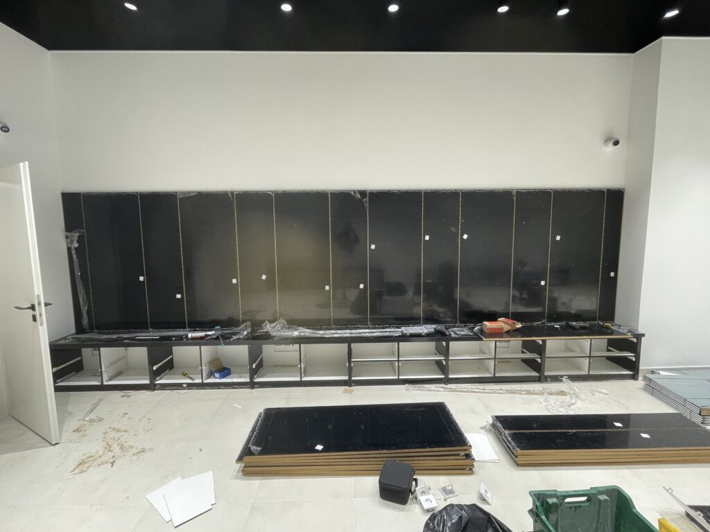 Luxoya Westend &Uuml;zletberendez&eacute;s - Referencia 15