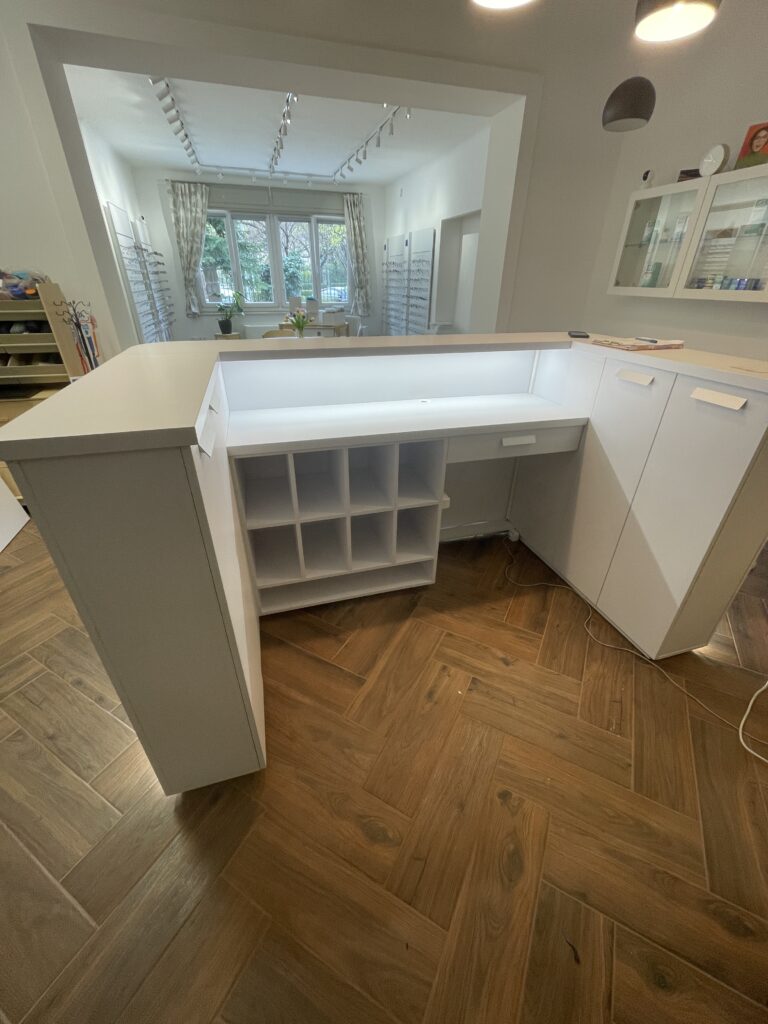 Naphegy Optika Vill&aacute;nyi &uacute;t - &uuml;zletberendez&eacute;s 09